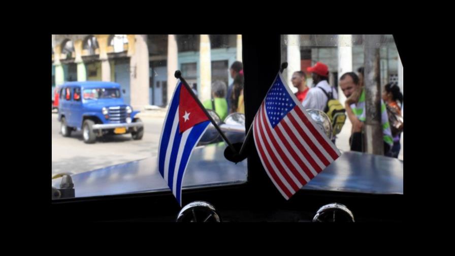 Estados Unidos flexibiliza normas en viajes a Cuba 