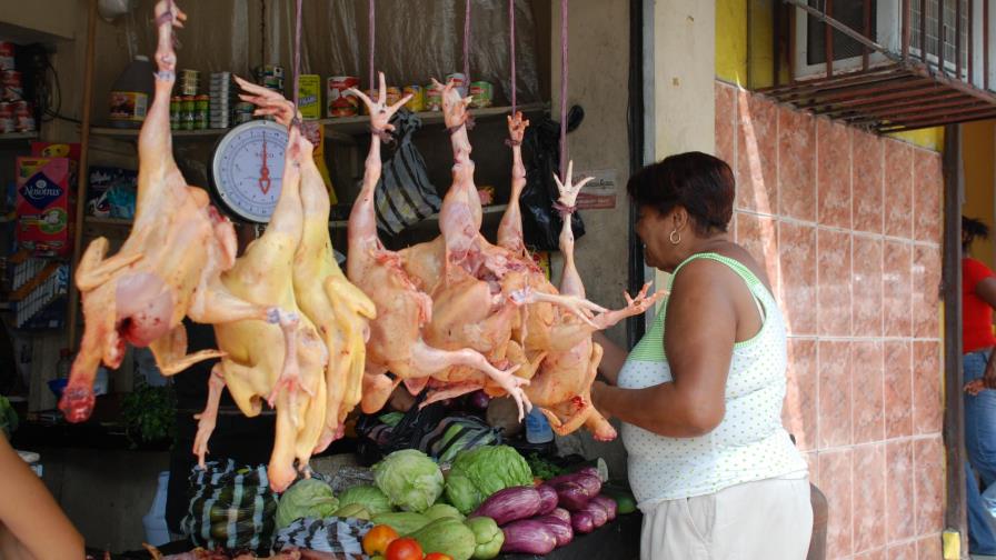 Precios de alimentos dan tregua a los pobres, tras 8 meses de alzas continuas Precios de alimentos dan tregua a los pobres, tras 8 meses de alzas continuas