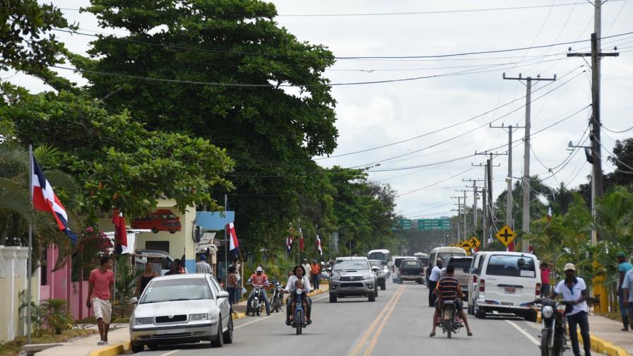 Danilo Medina inaugura la carretera Miches-Sabana de la Mar