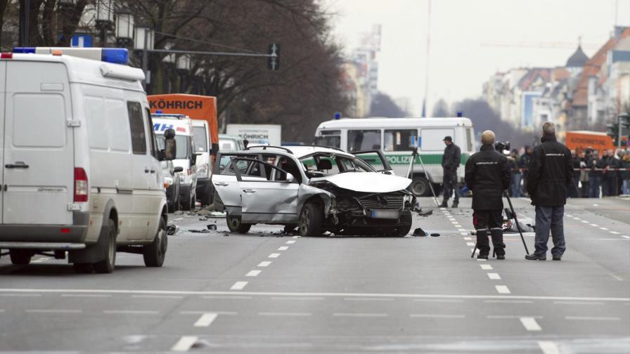 Un muerto en Berlín al explotar bomba en coche, vinculada a crimen organizado