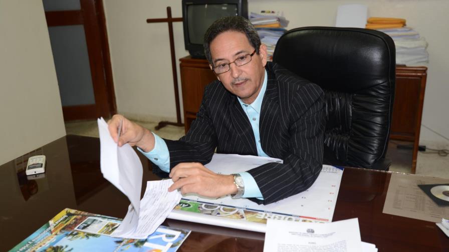 Tránsito Terrestre advierte que no pueden circular sin permiso vehículos pesados en Semana Santa  