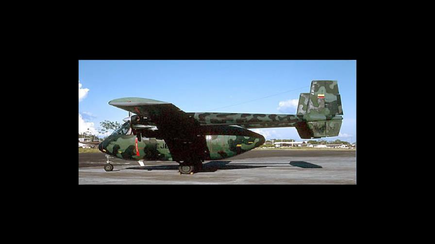 Mueren 22 personas al estrellarse un avión militar en Ecuador