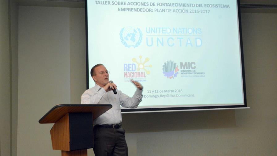 Industria y Comercio realiza encuentro para fortalecer políticas de apoyo al emprendimiento