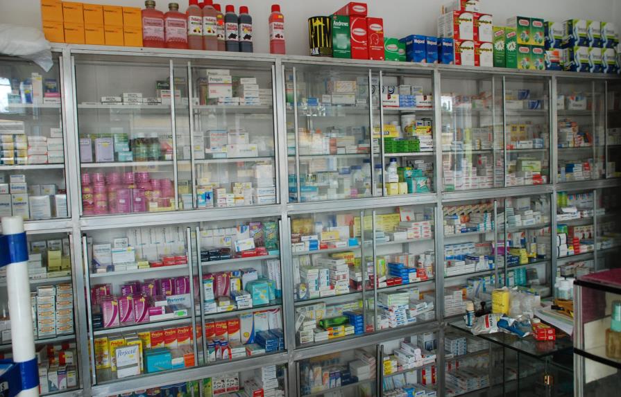 Ministerio de Salud Pública cierra 19 farmacias por contrabando y falsificación de medicamentos