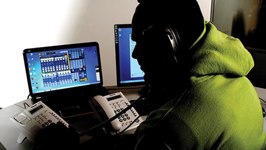 Orden para “pinchar” teléfonos al excoronel vencía en tres días Orden para “pinchar” teléfonos al excoronel vencía en tres días