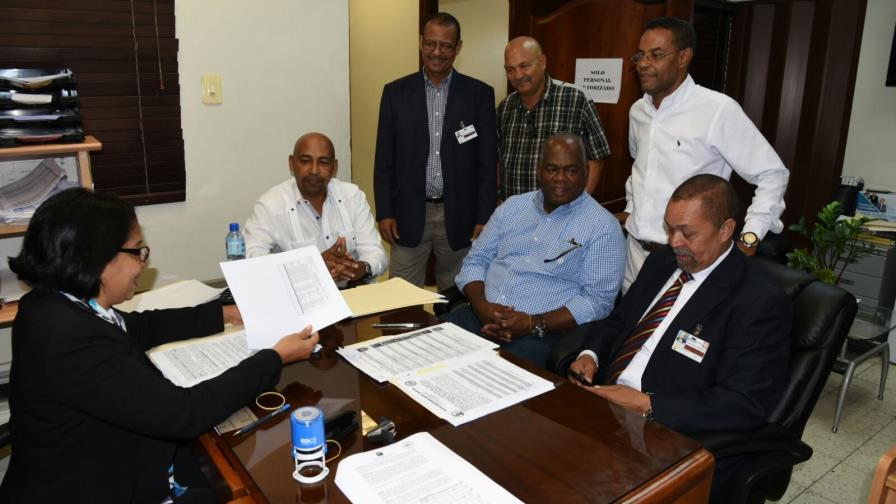 PRM aún no inscribe regidores en Junta Electoral del Distrito Nacional 