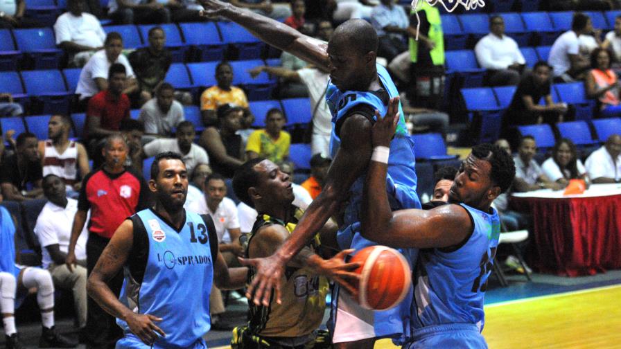 Kevin Pérez guía quinto triunfo seguido de San Carlos