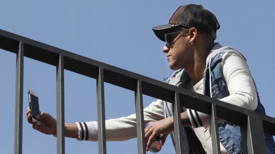 La Justicia brasileña condena a Neymar por evasión fiscal y fraude