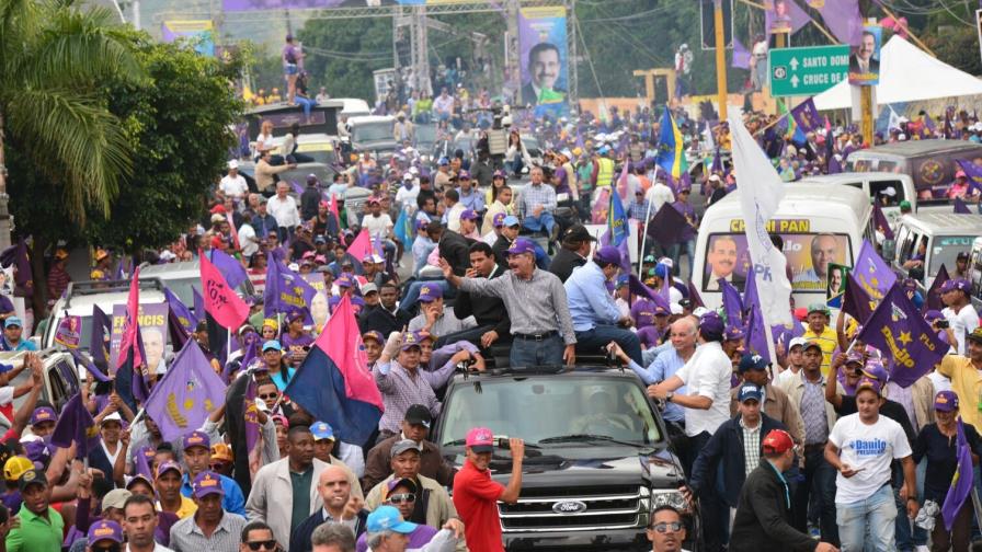 Medina  proclama candidatos del PLD de San José de Ocoa
