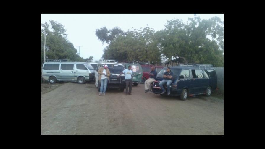 Transportistas de Montecristi y Dajabón levantan paro en reclamo de reparación de carretera 