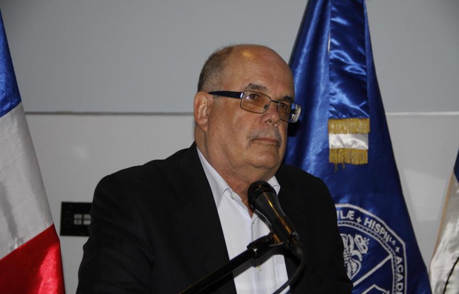 La UASD reconoce al historiador Roberto Cassá