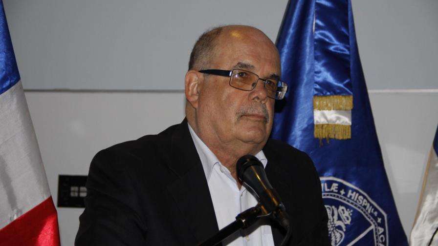 La UASD reconoce al historiador Roberto Cassá