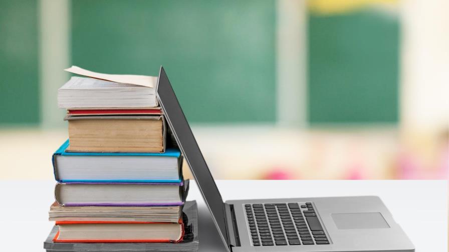  EDUCA: “ Proyecto ‘Una laptop por estudiante’ no aumenta la calidad del aprendizaje” 