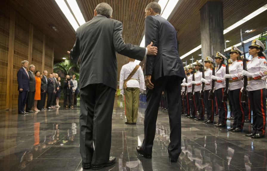 Comienza la reunión bilateral entre Raúl Castro y Barack Obama en La Habana