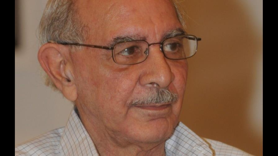 Ángel Haché se recupera de un infarto en terapia intensiva