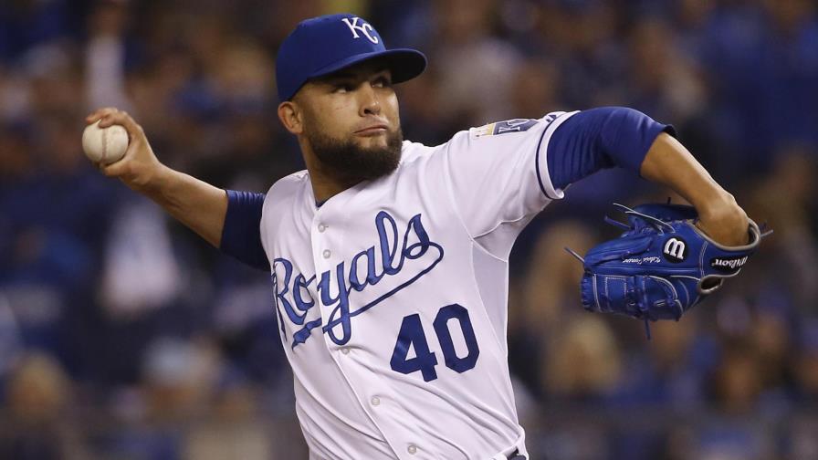 Roban hacienda del lanzador Kelvin Herrera 