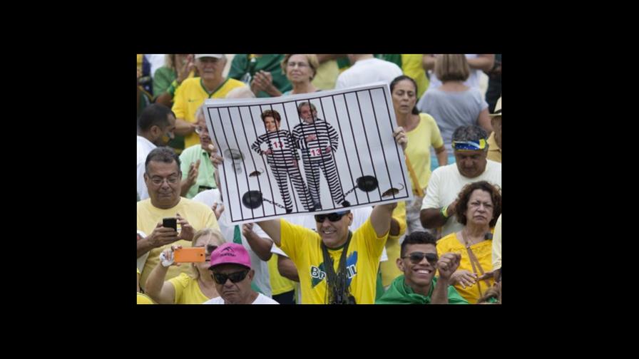 Crisis política en Brasil relega los Juegos a segundo plano