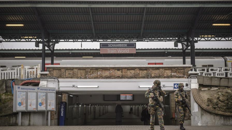 En Bruselas se reanuda en parte el transporte público pero no el de aeropuerto