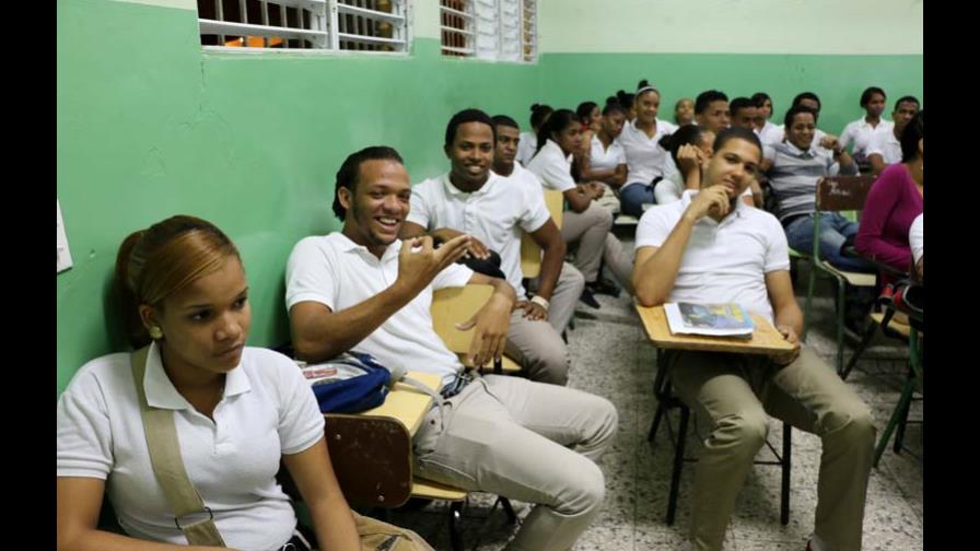 Se reinicia docencia luego del feriado