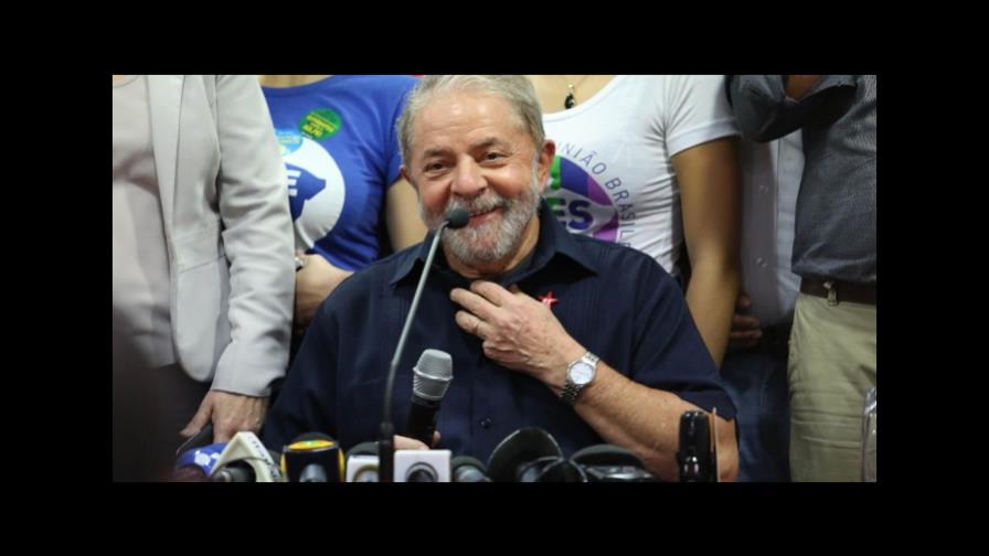 Lula a sus acusadores: “si fueran la mitad de honestos que yo, desisto de la política”