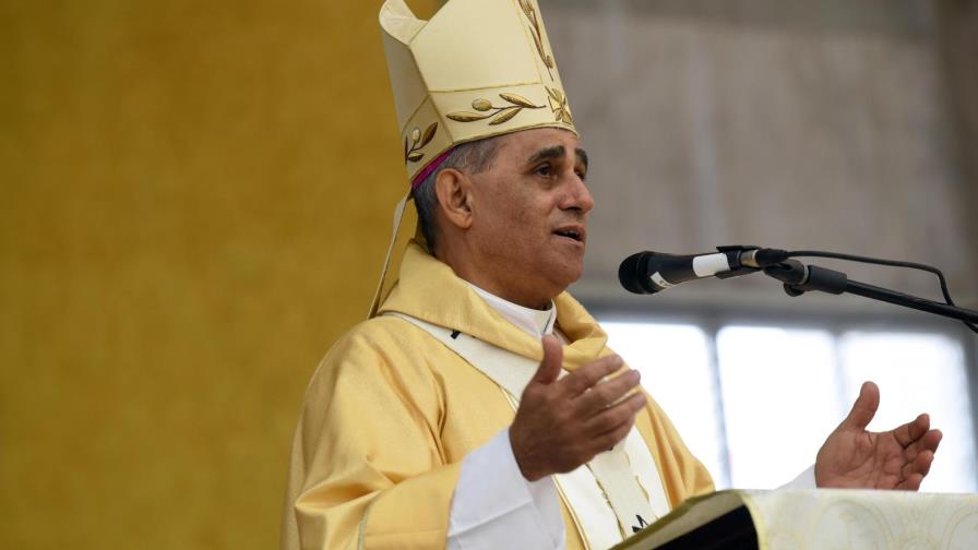 Arzobispo de Santiago pide a los políticos una “campaña electoral en paz”