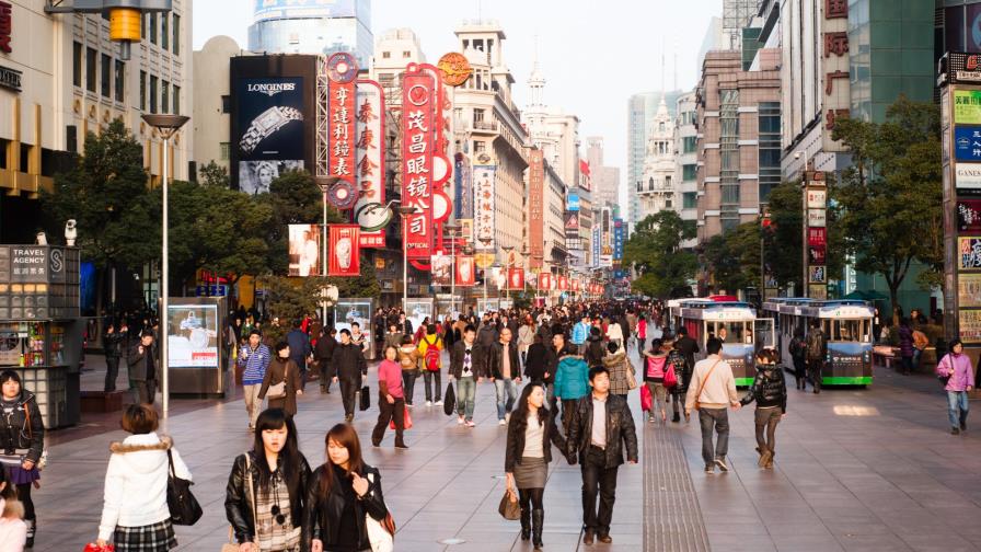 China eliminará nombres extranjeros