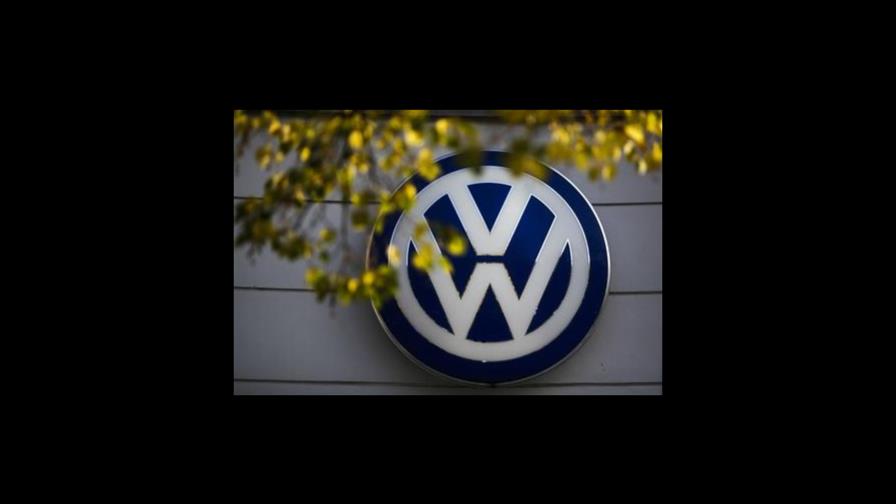 Volkswagen tiene un mes para presentar plan sobre emisiones