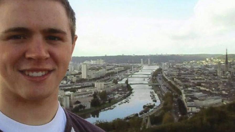 Un joven estadounidense sobrevive a los ataques de Bruselas, París y Boston