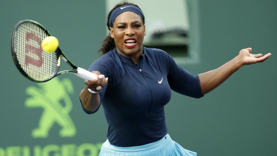 Serena Williams da lección a Christina McHale en el Abierto de Miami