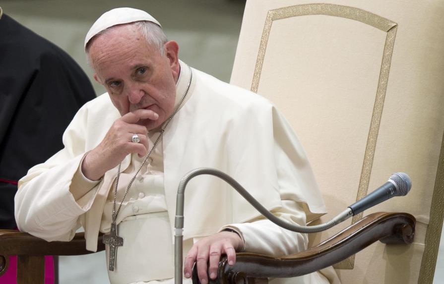 Tras sombría semana en Europa papa Francisco dará mensaje de esperanza 