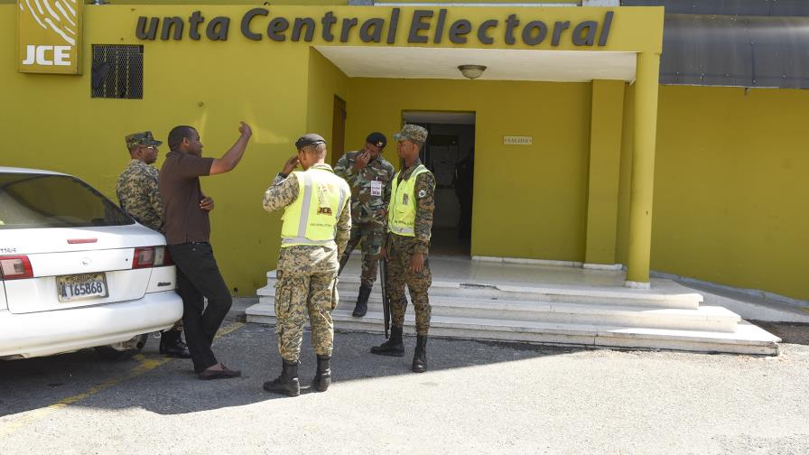 Hoy vence el plazo para apelar decisión de admitir candidaturas ante JCE