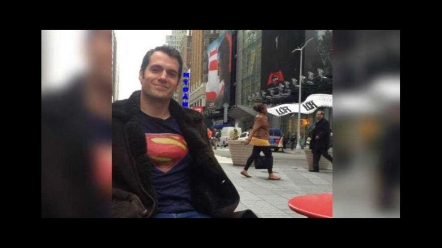 VÍDEO: “Supermán” es ignorado en calles de Manhattan en pleno estreno de la película
