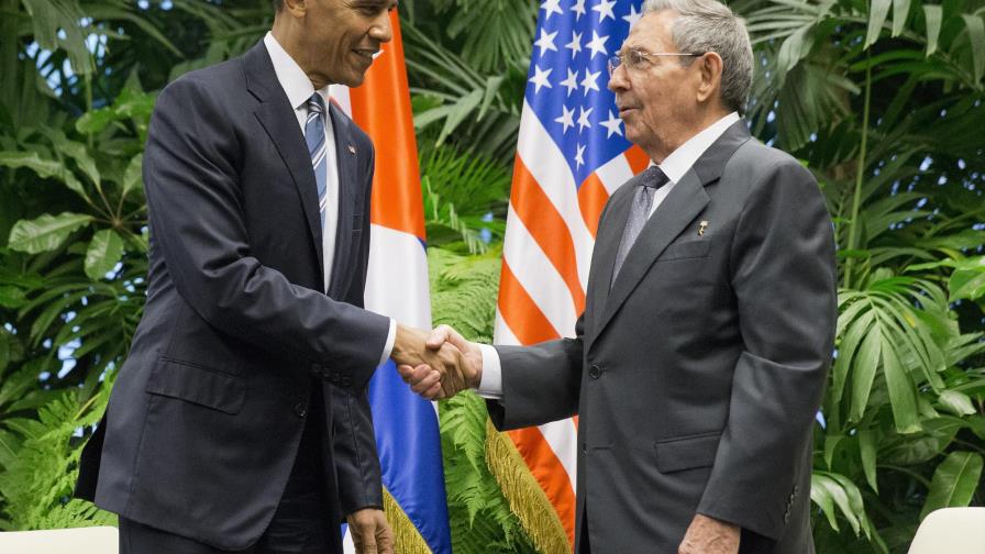 Obama agita llamados al cambio en Cuba 