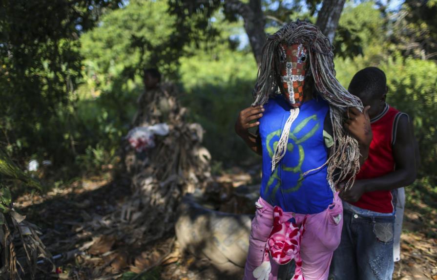 Los Negros de La Joya y Peje celebran el Domingo de Pascua