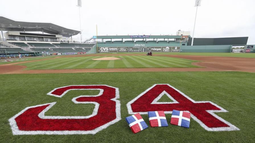 Los Medias Rojas homenajearon a David Ortiz en Fort Myers