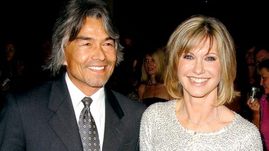 Estaba de parranda: Hallan vivo al novio de Olivia Newton-John tras once años desaparecido