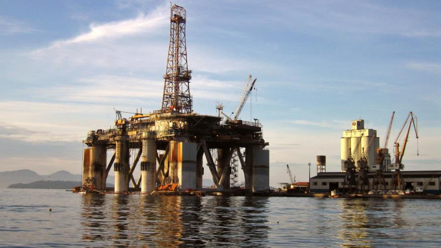 El petróleo de Texas abre con baja de 2.84% y se cotiza a 38.27 dólares el barril