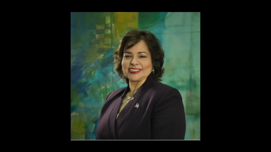 Contrataciones Públicas presenta catálogo con mujeres proveedoras del Estado