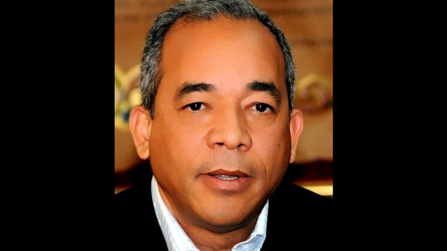 Admite retraso en plantas a carbón