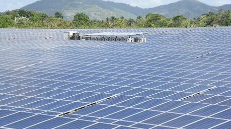 El 70 % de los parques solares aprobados contar&aacute;n con bater&iacute;as