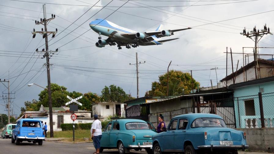 El Air Force One en Cuba; conozca el autor de la foto que cambió la historia El Air Force One en Cuba; conozca el autor de la foto que cambió la historia