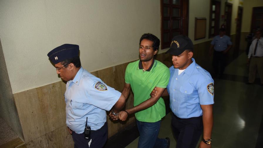 Aplazan para mañana la medida joven lanzó molotov