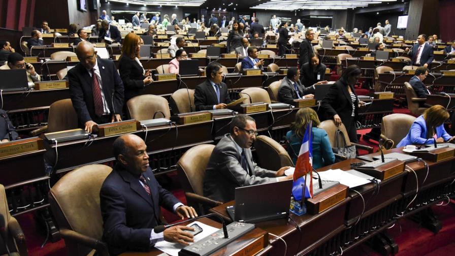 Por quórum precario amenazan con publicar la lista de diputados presentes 