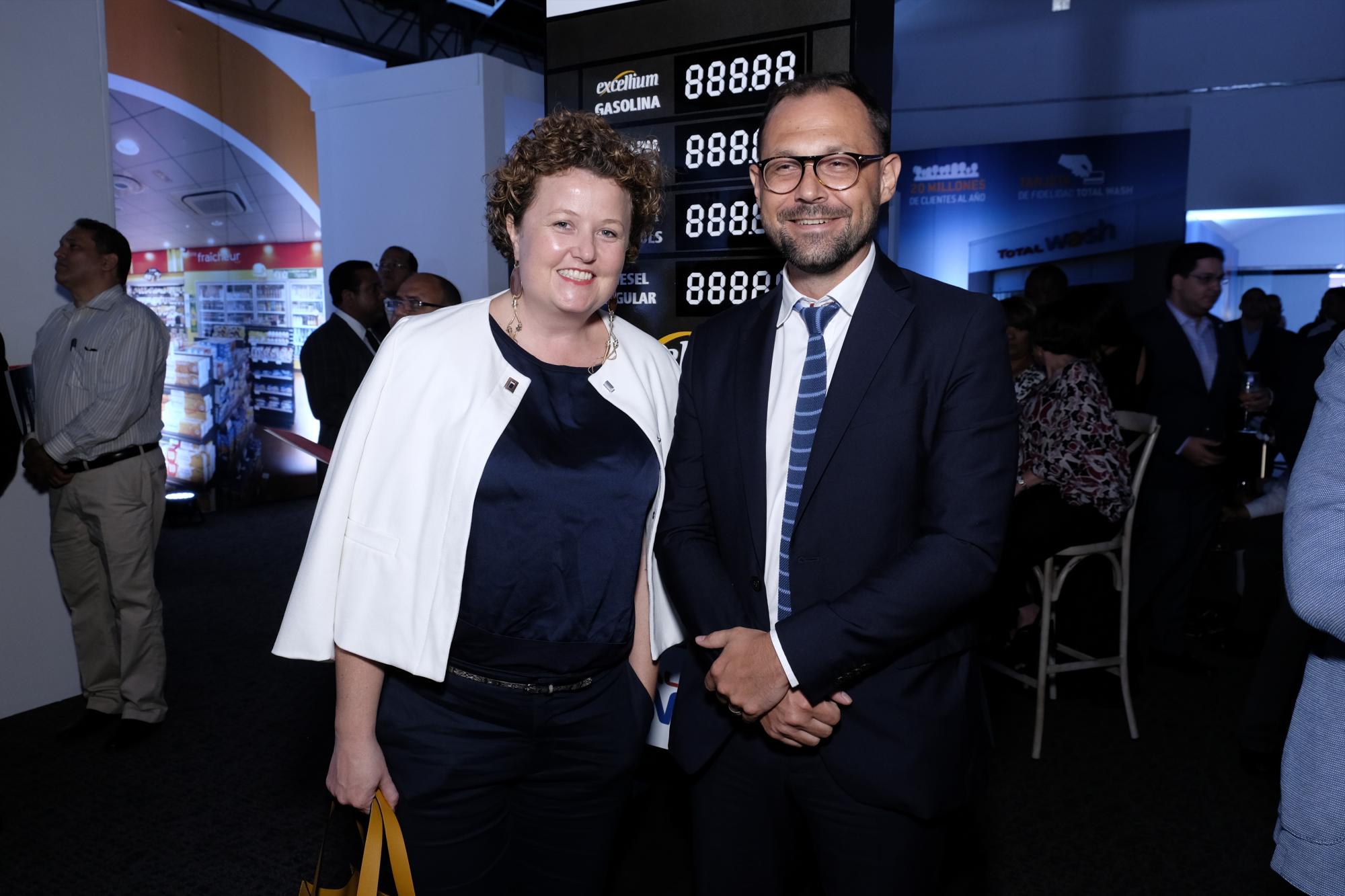 Cristina Tovelli y Tomas Plisson.