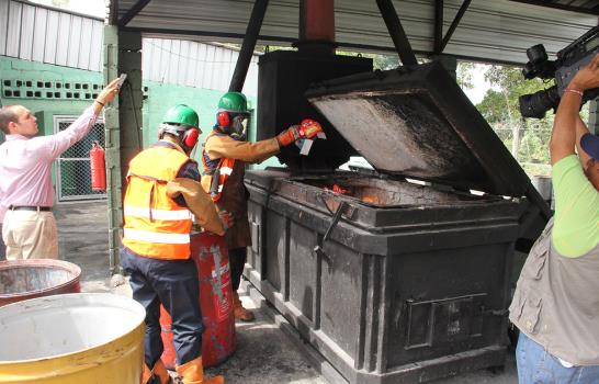 Pro Consumidor incauta productos vencidos y en mal estado en establecimientos comerciales