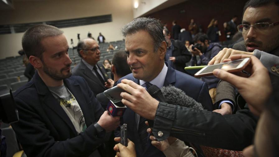 La oposición brasileña propone un referéndum para cambiar el régimen político La oposición brasileña propone un referéndum para cambiar el régimen político