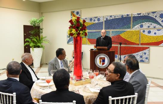 Monseñor Masalles exhorta a los medios a acercarse más a la sociedad