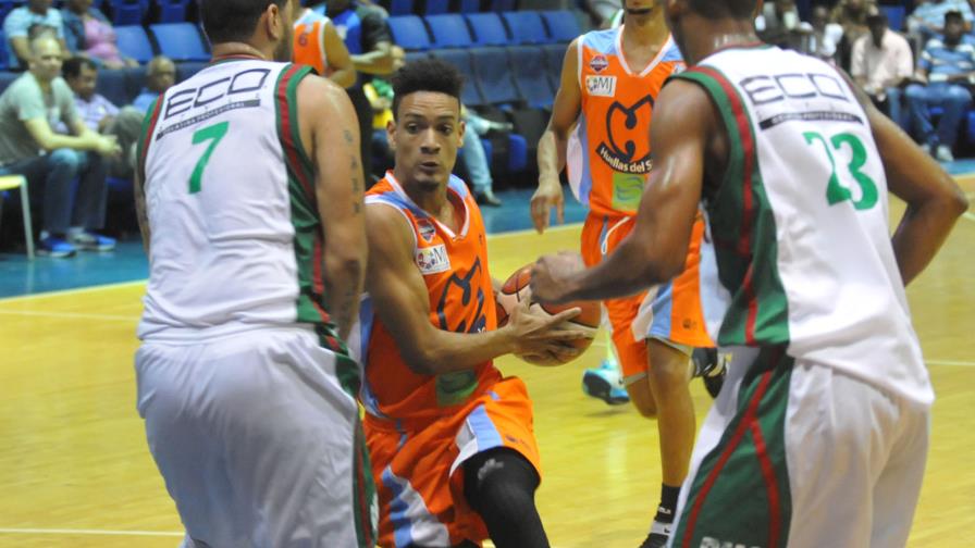 Huellas del Siglo gana quinto en fila al humillar a Bameso