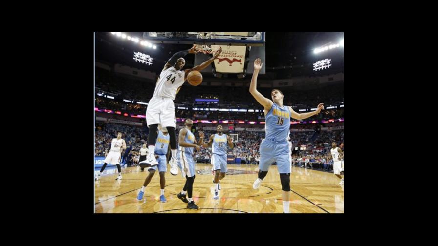 Babbitt lidera a Pelicans en triunfo sobre Nuggets