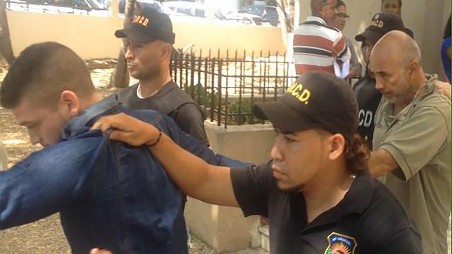 Abogado de venezolanos dice que alerta en Interpol es “mentira”